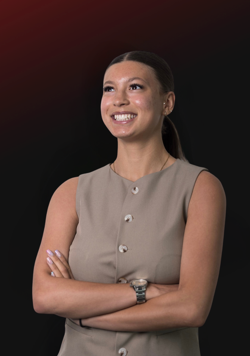 Macey - Website pic - Red7